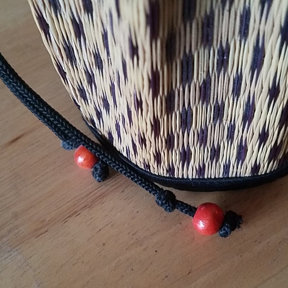 Super cute bamboo purse - Picture 5 of 6